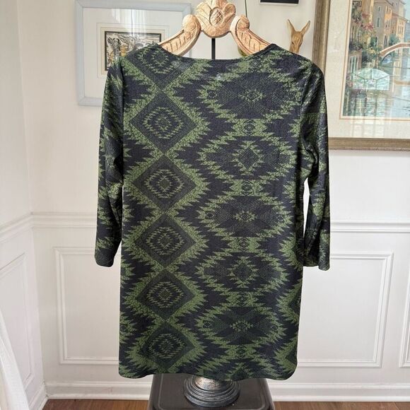 Attitudes by Renee Green Black Southwestern Blanket Print Stretchy 3/4 Sleeve Tu - Picture 7 of 7